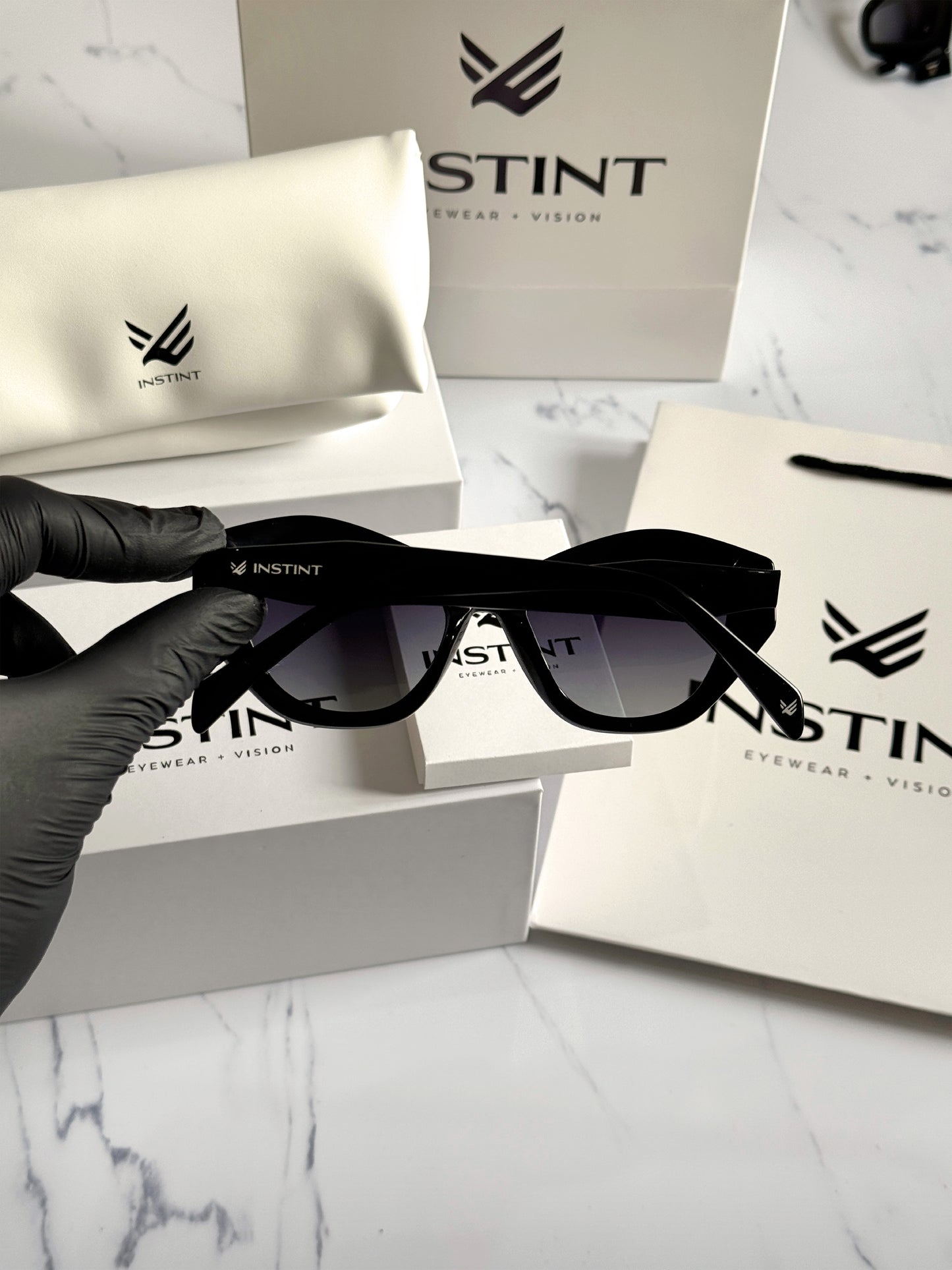 CAPRI Premium Unisex – Acetato Lucidato, Protezione UV, Qualità Garantita