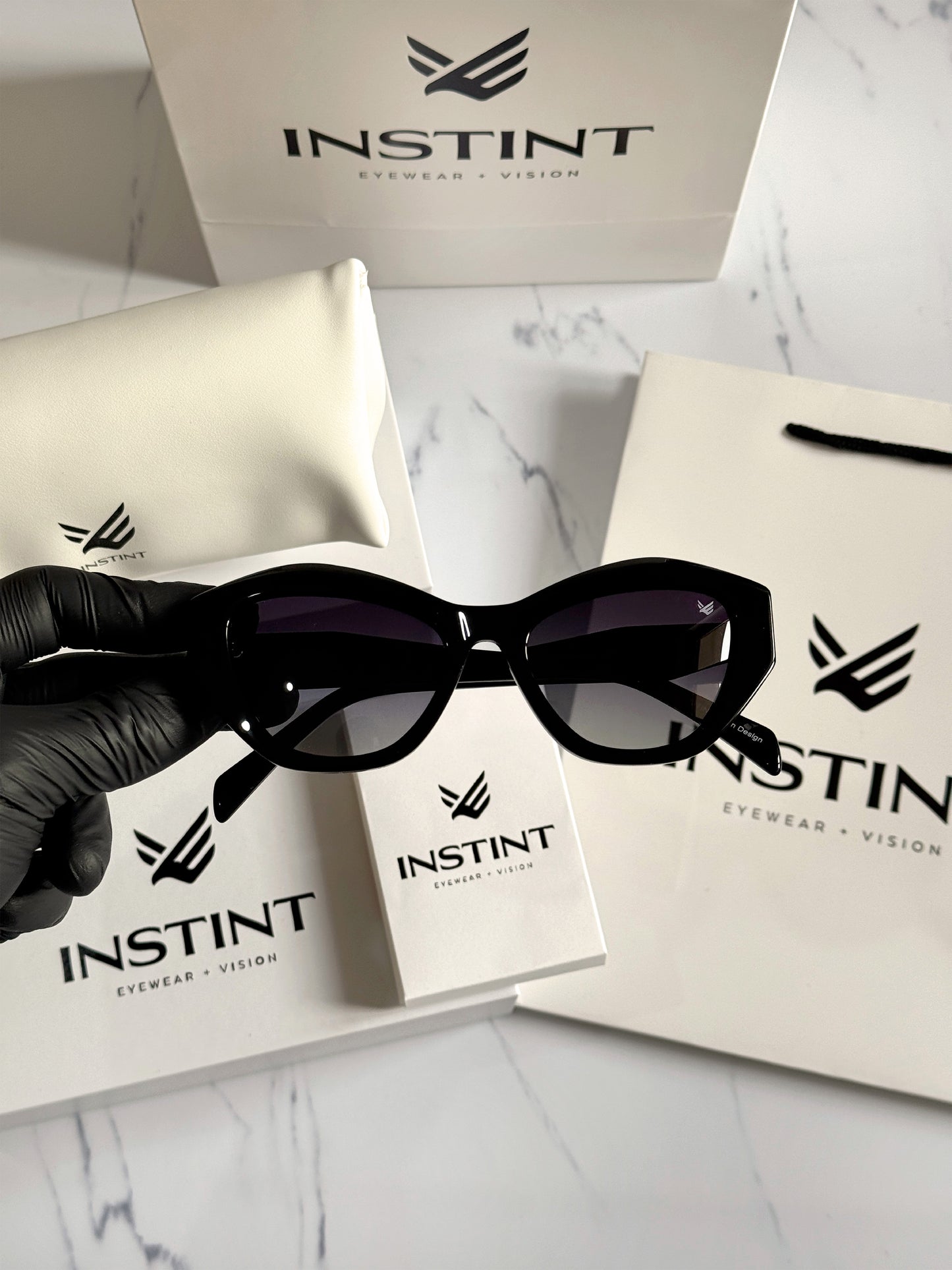 CAPRI Premium Unisex – Acetato Lucidato, Protezione UV, Qualità Garantita