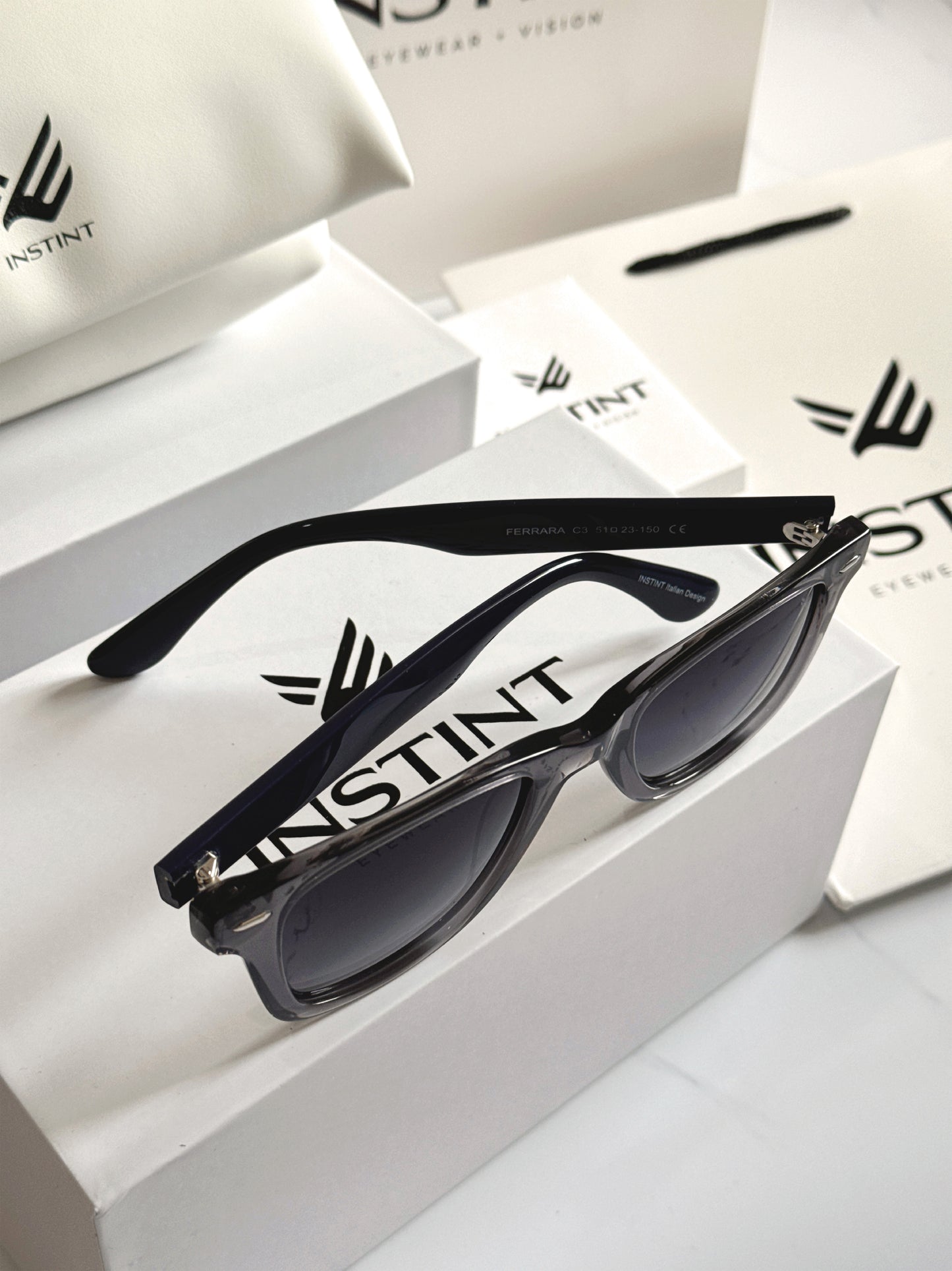 FERRARA – Premium Luxury | Design Italiano