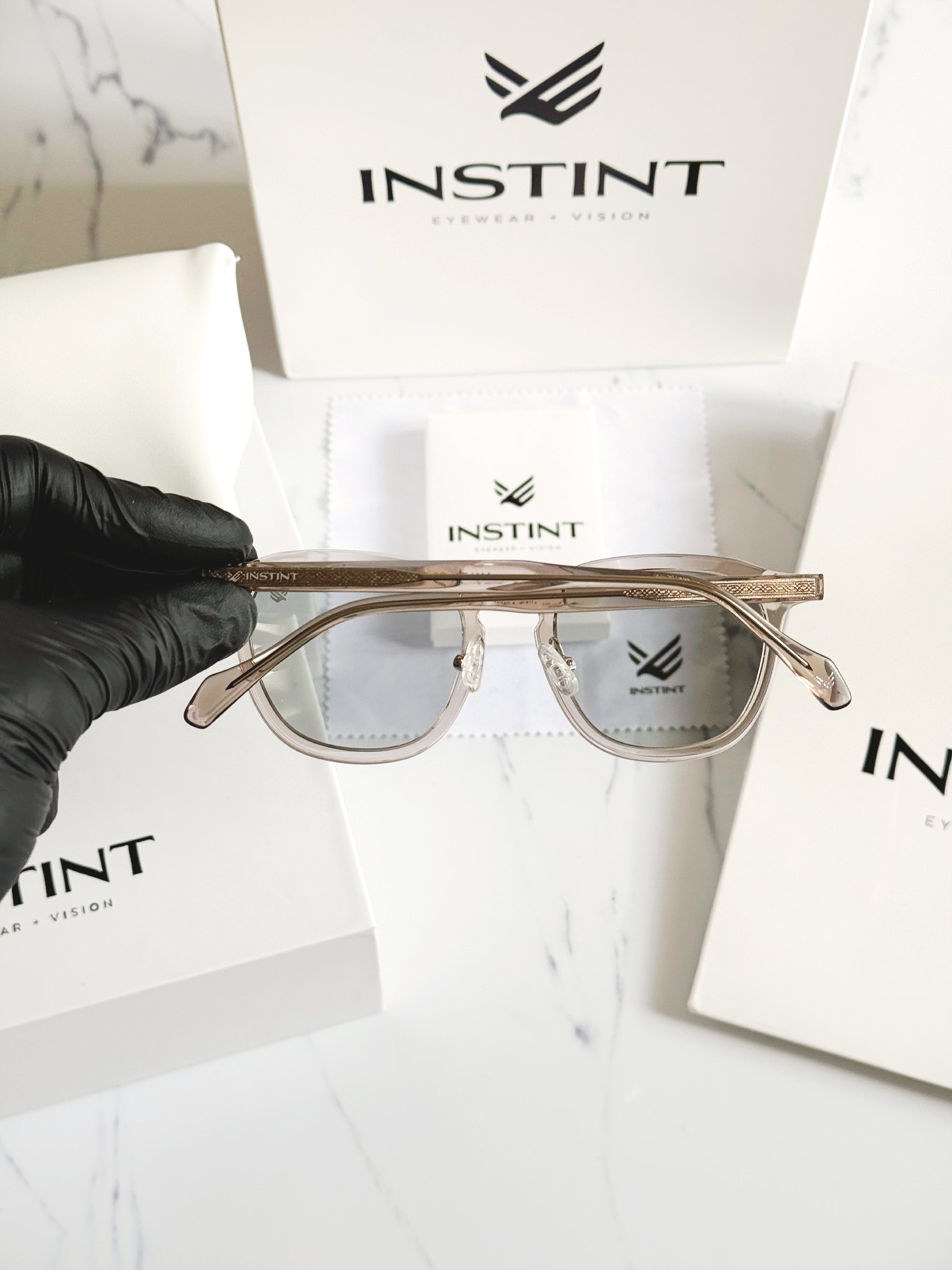 MALTA Grigio — vista frontale con lenti polarizzate UV400
