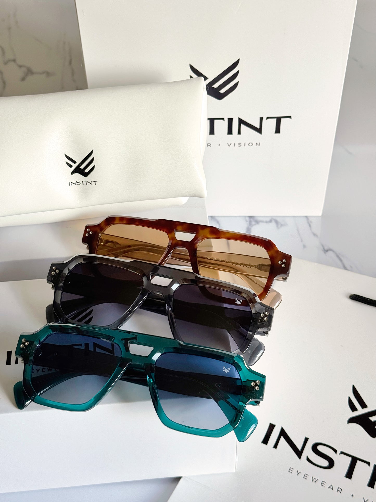 Occhiali da Sole TAORMINA Grigio — stile italiano moderno e versatile
